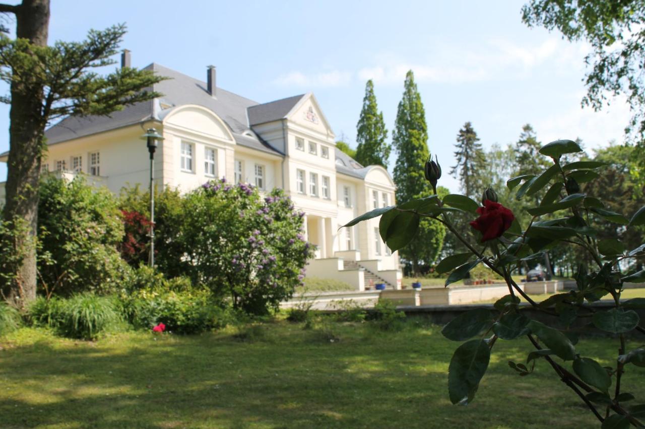 Schloss Wichmannsdorf Kropelin Exterior photo